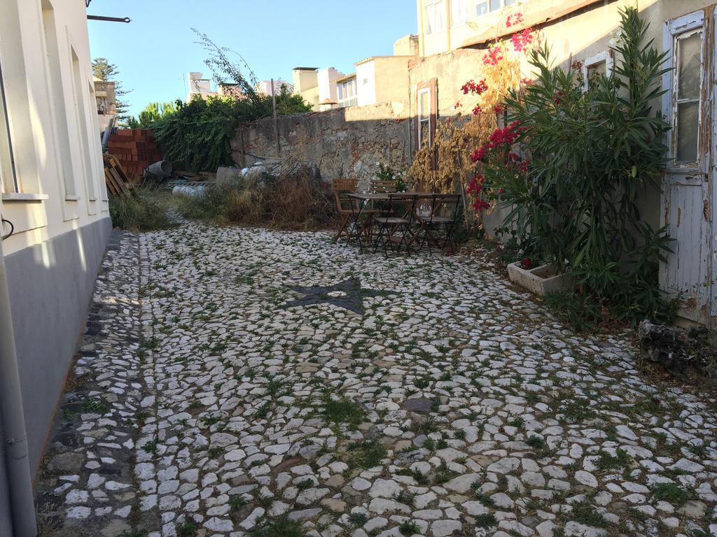 Апартаменты The Back Yard Nest Лиссабон Экстерьер фото